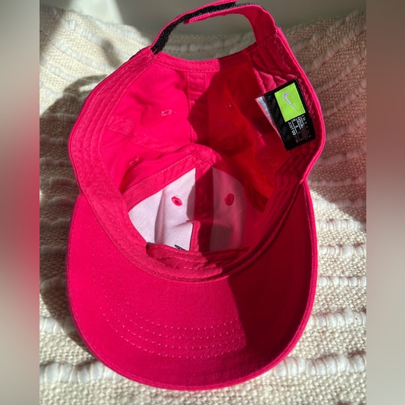 Nike Infant Adjustable Hat - Picture 2 of 6